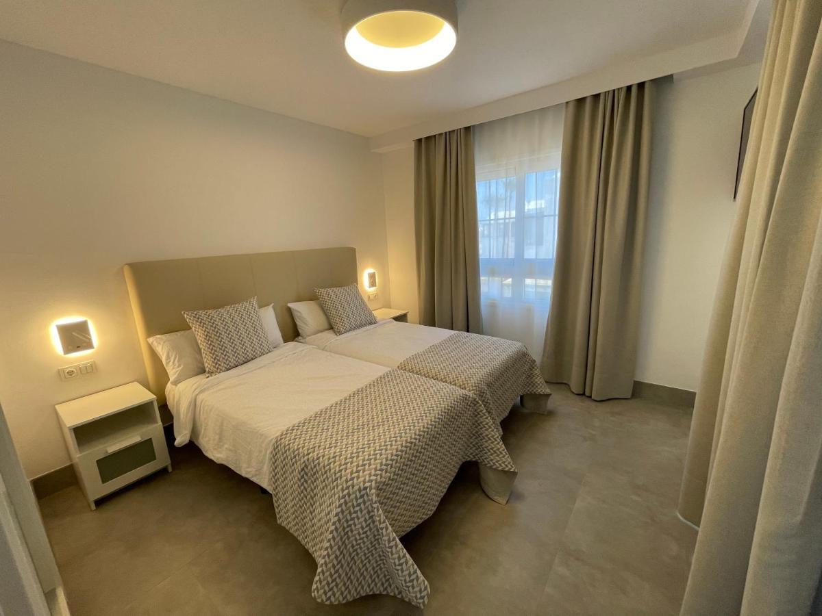 Izaro Apartamento Atico De Lujo Cerca De Playa Dorada Playa Blanca  Eksteriør bilde