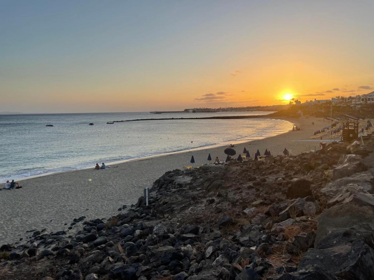 Izaro Apartamento Atico De Lujo Cerca De Playa Dorada Playa Blanca  Eksteriør bilde