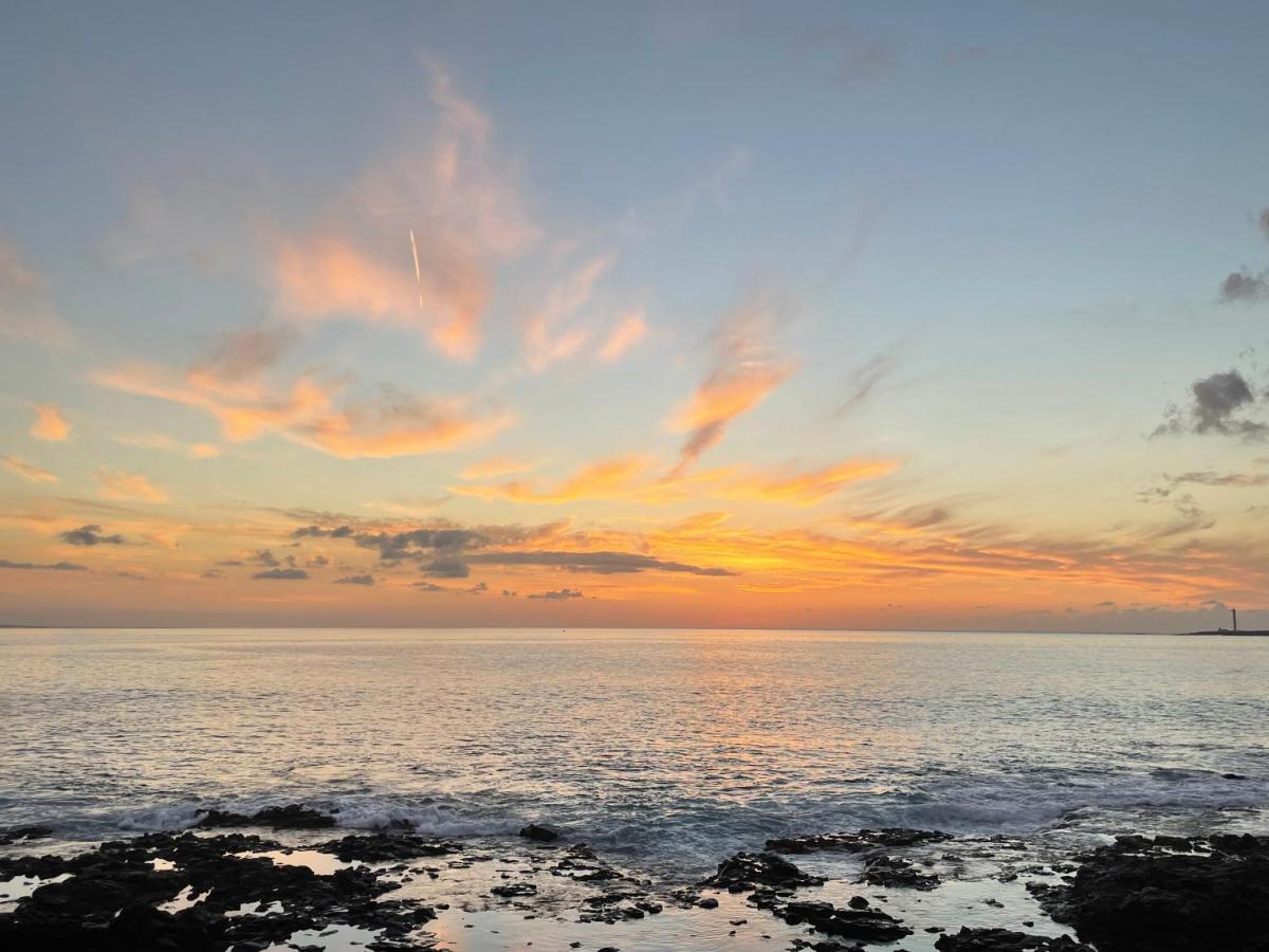 Izaro Apartamento Atico De Lujo Cerca De Playa Dorada Playa Blanca  Eksteriør bilde