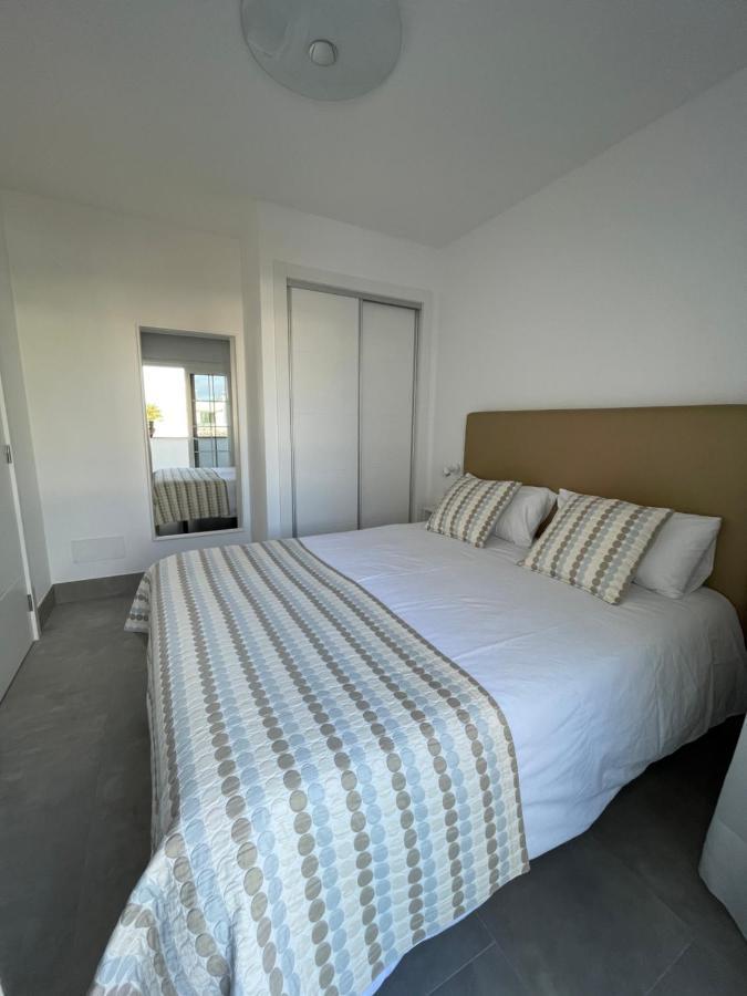 Izaro Apartamento Atico De Lujo Cerca De Playa Dorada Playa Blanca  Eksteriør bilde