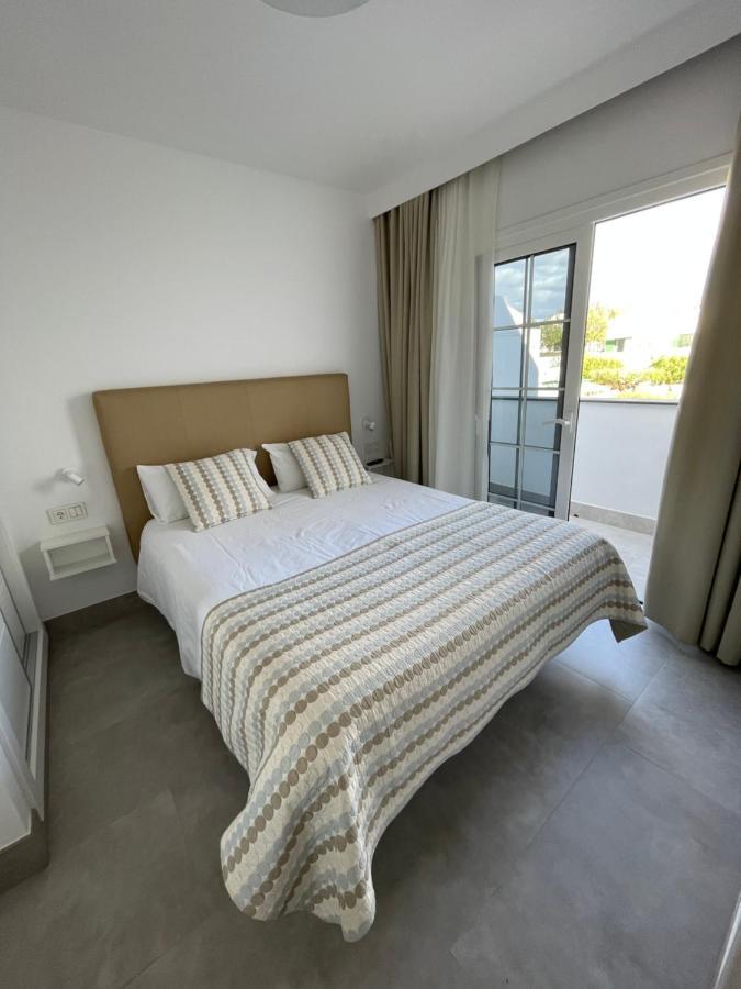 Izaro Apartamento Atico De Lujo Cerca De Playa Dorada Playa Blanca  Eksteriør bilde